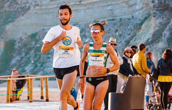Découvrez comment les bains de forêt transforment le bien-être psychologique des citadins